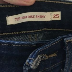 Levi’s 721 High Waisted Skinny Jeans